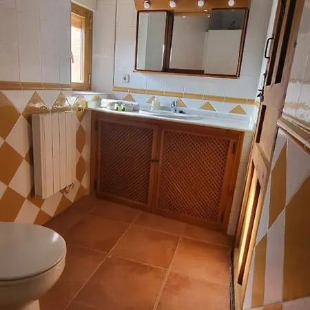 Casa De Eras * Valdesimonte