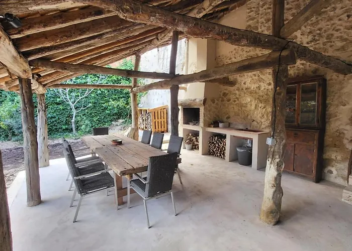 Casa De Eras Feriehus *