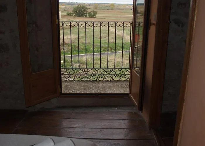 Casa De Eras Feriehus Valdesimonte